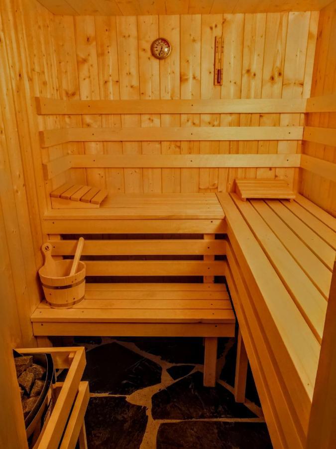 Samoëns Chez Lucienne, Jacuzzi Et Sauna מראה חיצוני תמונה