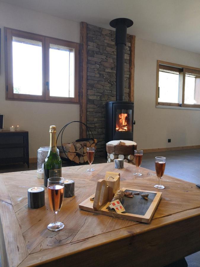 Samoëns Chez Lucienne, Jacuzzi Et Sauna מראה חיצוני תמונה