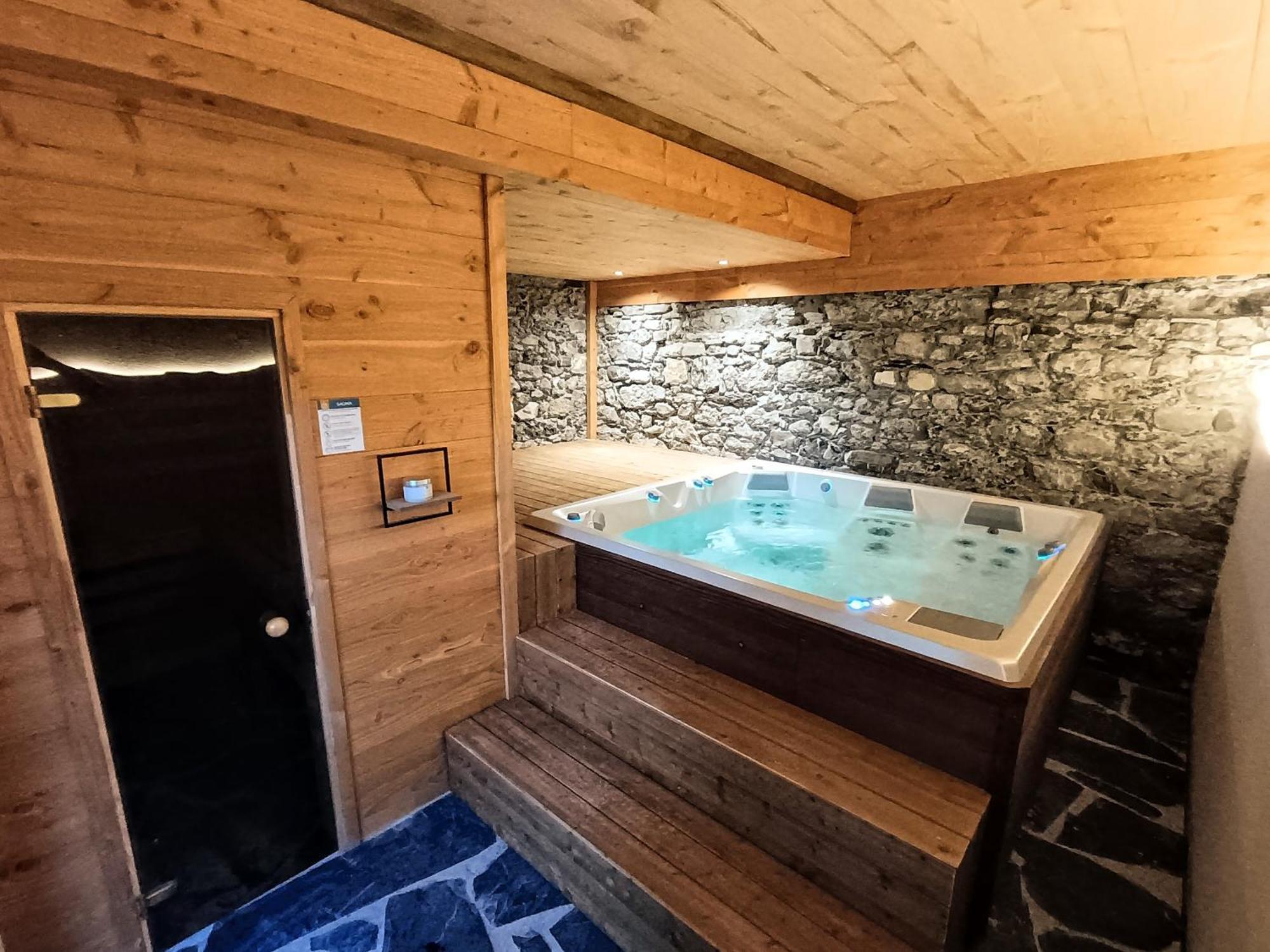 Samoëns Chez Lucienne, Jacuzzi Et Sauna מראה חיצוני תמונה